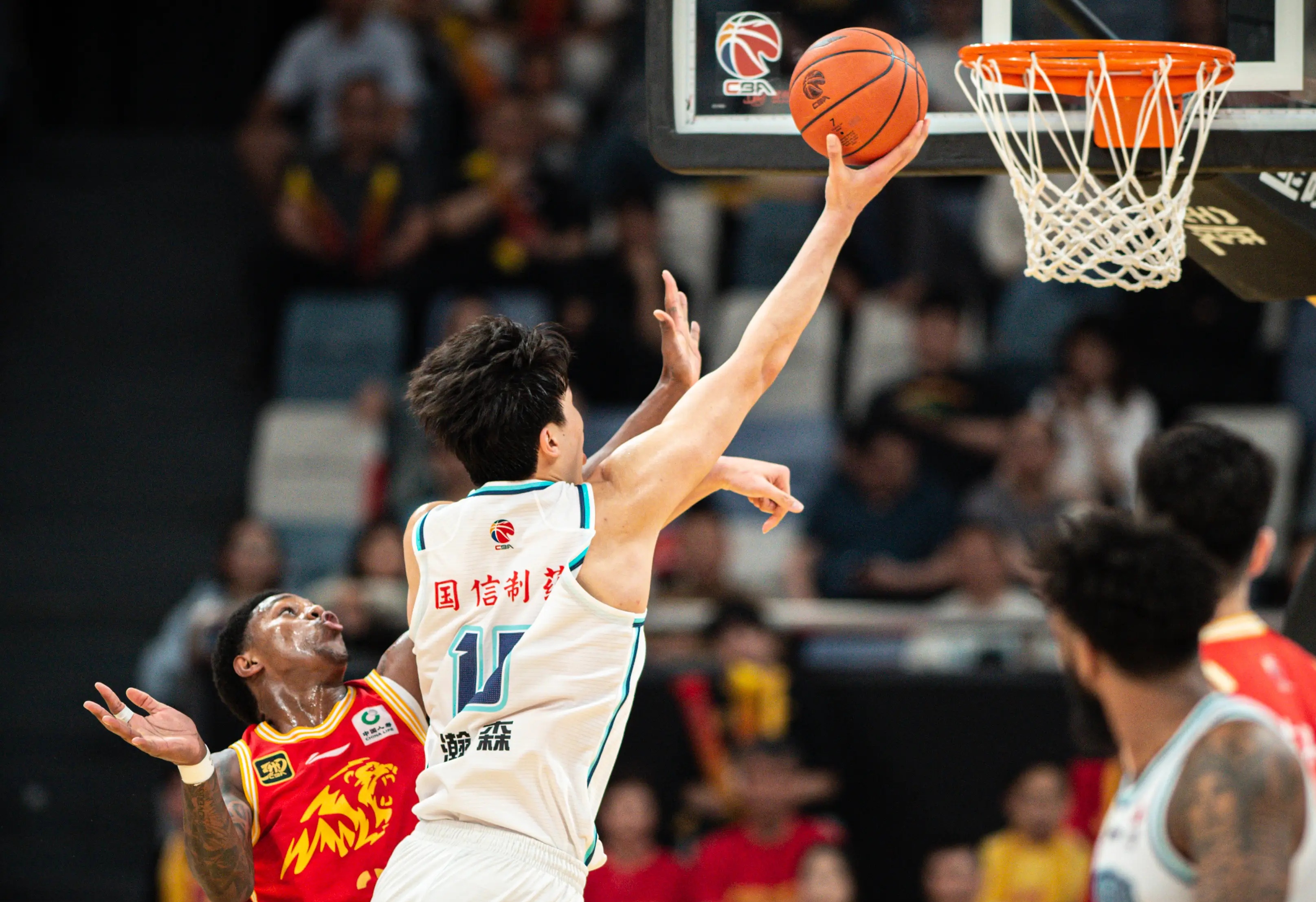 钻石联赛最新形势:利物浦高居榜首,广厦男篮强势追赶,冠军归属成迷  钻石联赛最新形势:利物浦高居榜首,广厦男篮强势追赶,冠军归属成迷